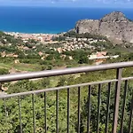 Roomantic & Piscina Idromassaggio Bed and breakfast