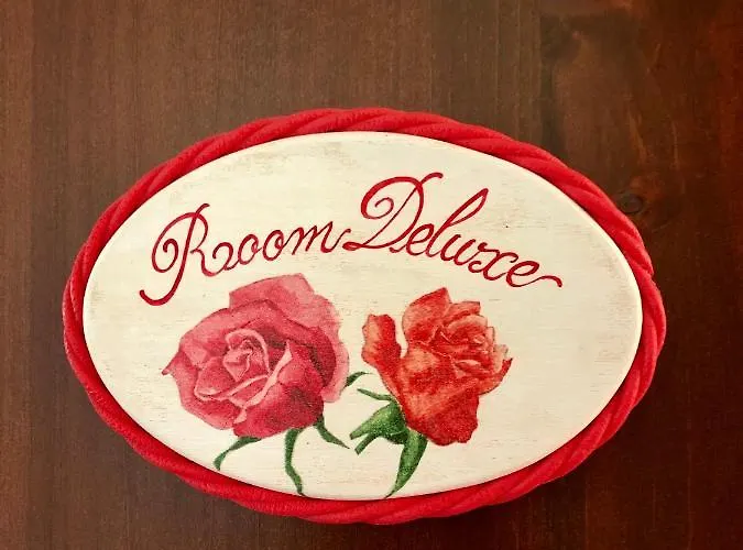 Roomantic & Piscina Idromassaggio 4* Чефалу