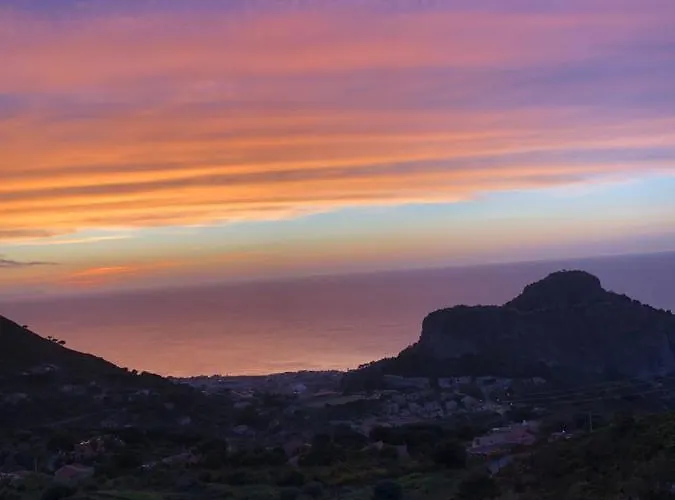 Roomantic & Piscina Idromassaggio Cefalù