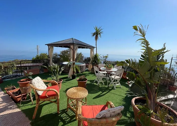 Roomantic & Piscina Idromassaggio Готель типу 