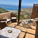 Bed & Breakfast Roomantic & Piscina Idromassaggio Cefalu