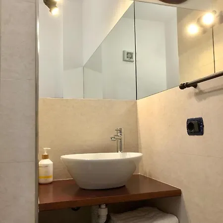 Nocleg ze śniadaniem Roomantic & Piscina Idromassaggio 4*