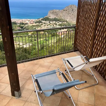 Bed & Breakfast Roomantic & Piscina Idromassaggio 4*