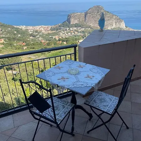 Roomantic & Piscina Idromassaggio Bed & Breakfast Cefalù