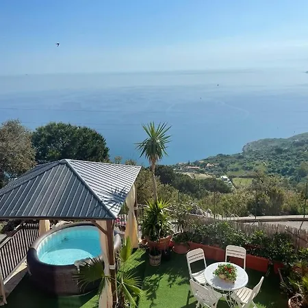 Roomantic&piscina Idromassaggio 4*