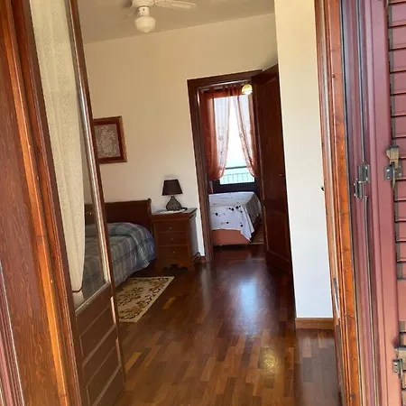 Roomantic & Piscina Idromassaggio Nocleg ze śniadaniem 4*