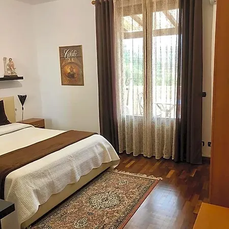 Roomantic & Piscina Idromassaggio 4*