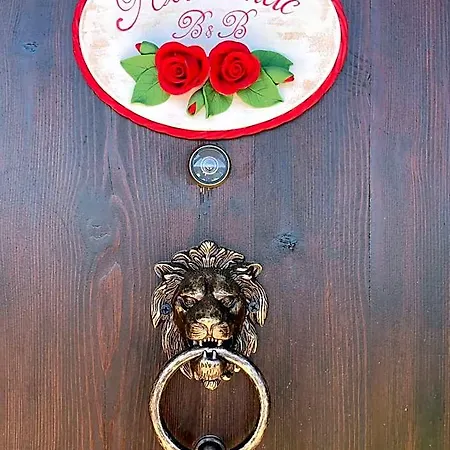 Roomantic & Piscina Idromassaggio Bed & Breakfast