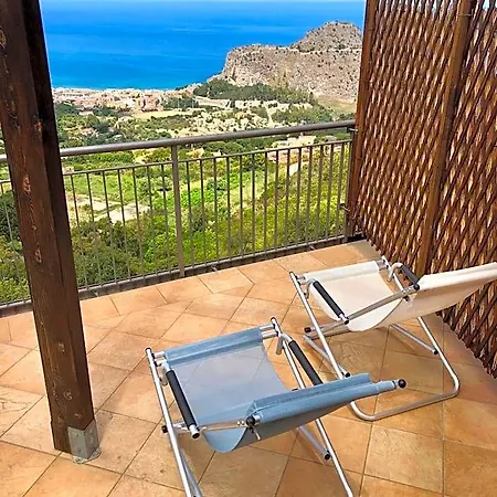 Roomantic & Piscina Idromassaggio Cefalù