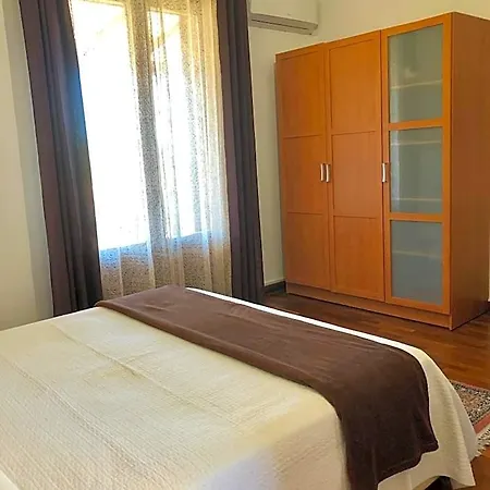 Roomantic & Piscina Idromassaggio Bed & Breakfast 4*