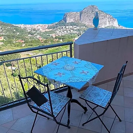 Roomantic & Piscina Idromassaggio Bed & Breakfast