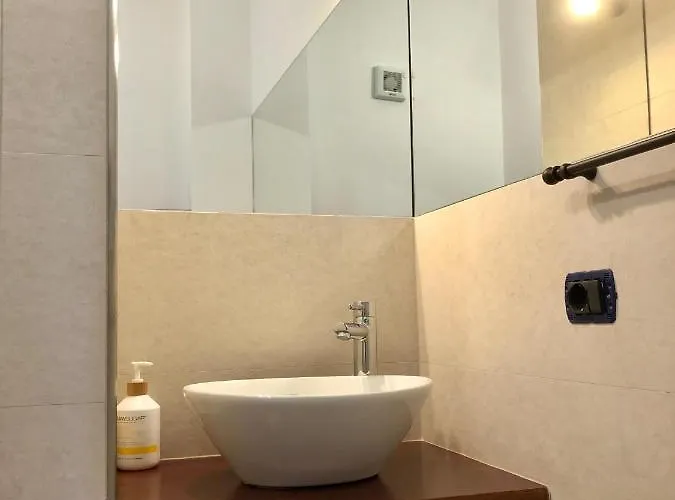 Oda ve Kahvaltı Roomantic & Piscina Idromassaggio 4*