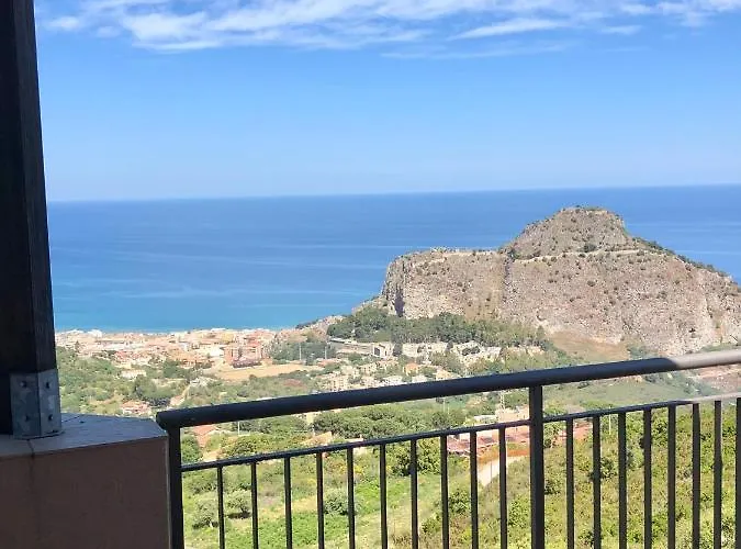 Oda ve Kahvaltı Roomantic & Piscina Idromassaggio